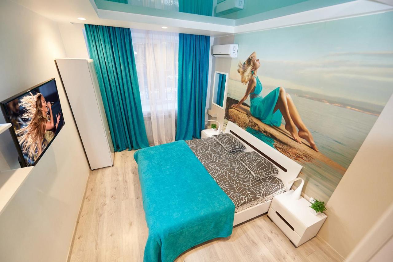 Big Jacuzzi , Sauna , Khreshchatyk apartments Kiev Bagian luar foto